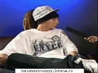 "4 twins,2love stories" - nu o sa-tzi explice o sa-tzi arate pe net sau - Fan-Fiction