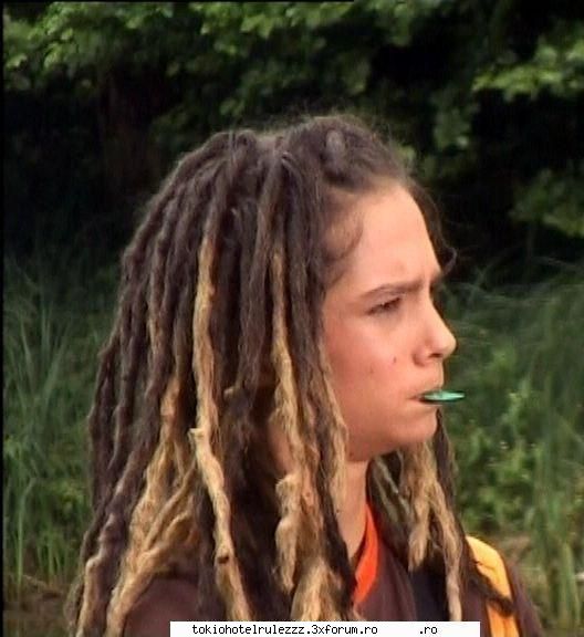 Dread-urile lui Tomeatza - aici puneti poze cu Tomeatza fara sapca....am o - ~~Tom Kaulitz~~