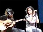 Hot Faces Din Concerte - oh, da si cand il pocneste sa se uite la el , la - ~~Bill Kaulitz~~