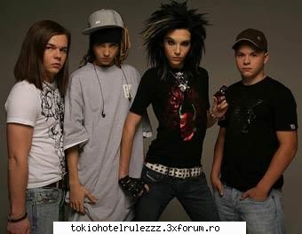 bn atunci pun eoo poze cu ~~tokio hotel~~