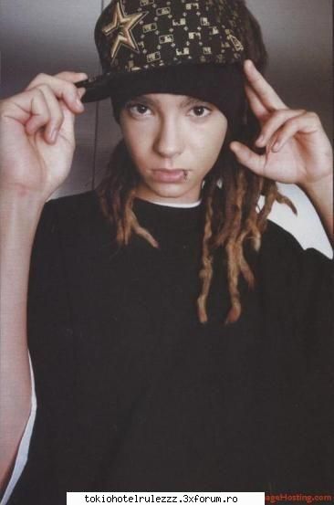 Poze cu ~~Tom Kaulitz~~ - my pun j eoo pze q mumosw asta - ~~Tom Kaulitz~~