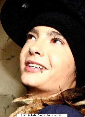 ador poza :nebun:  :nebun:  :nebun:  :nebun: poze cu ~~tom kaulitz~~