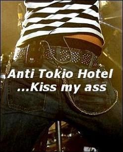 aici punem pozici q poponeztul lui bill ....j  :rusine:  :rusine:  :rusine: partea din fatza
