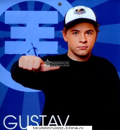 ......inka una  :rotfl:  :rotfl:  :rotfl:  :rotfl: poze cu gustav