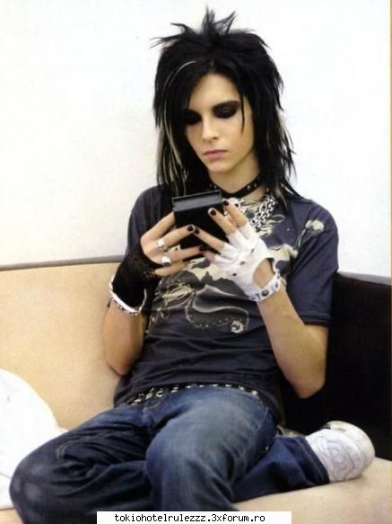 poze funny q billu - B : offf doamne ma dispera....nu pot sa trec de - ~~Bill Kaulitz~~