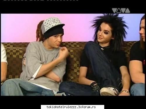 b: tom e prost ...tom e prost !!!!!!!!!! tom e prost  :rotfl:  
t: dak my scotzi un qvant acest pumn